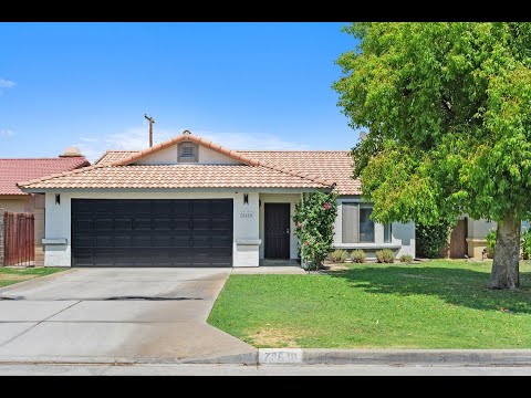 78680 Saguaro Road, La Quinta, CA home video tour