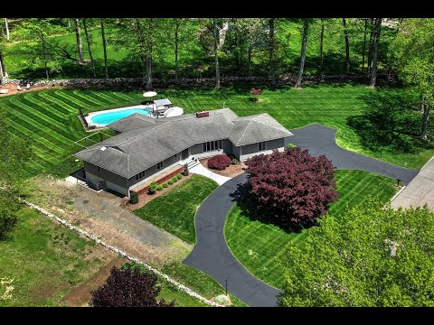 52 Deepdene Road, Trumbull, CT home video tour