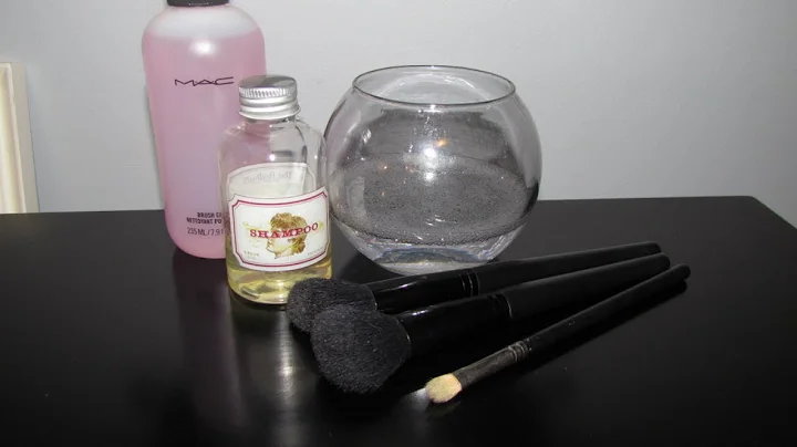 Makeup Brushes You Need, Plus How to Clean Them!