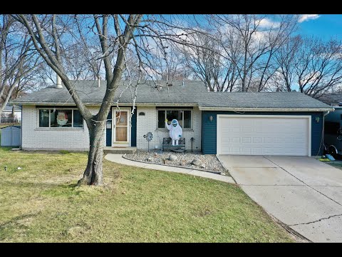 757 Coventry Ln, Crystal Lake, IL home video tour