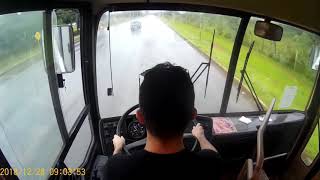 Dirigindo ônibus 371 U - Dia chuvoso em Brasília