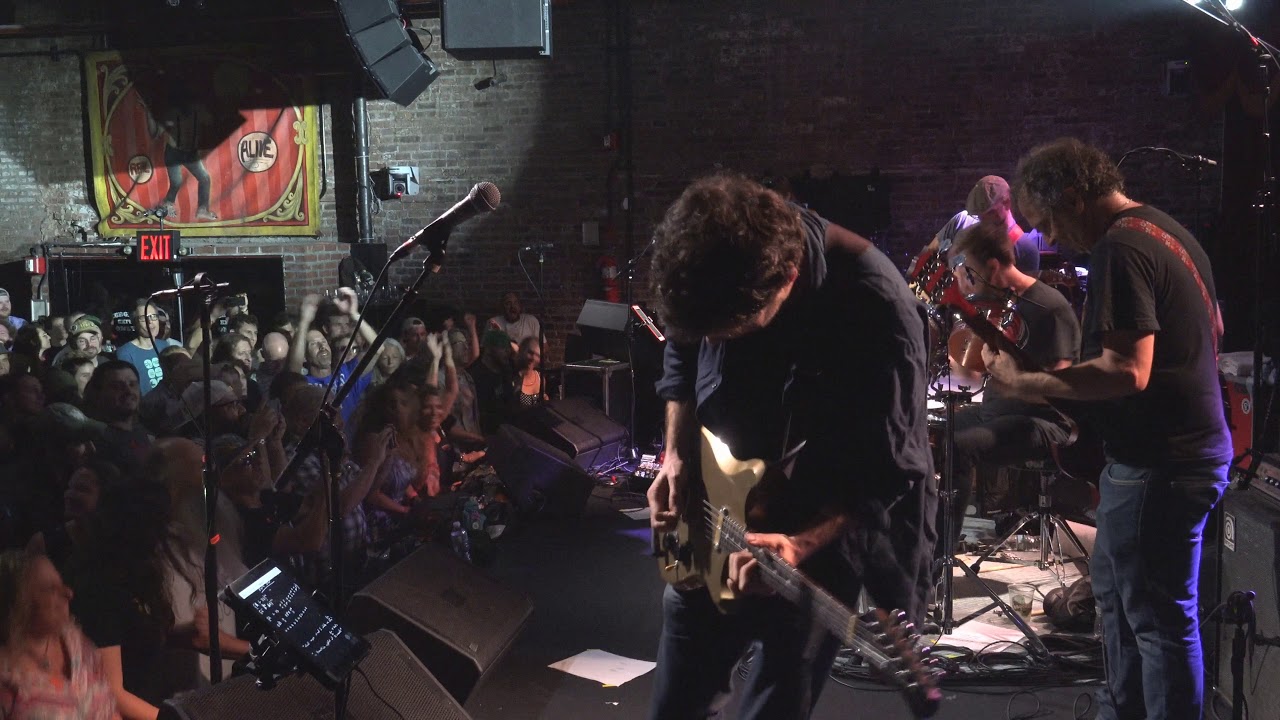 Joe Russo's Almost Dead - Runnin Down A Dream Jam - 10/5/17 - Brooklyn Bowl adlı videoyu YouTube'da izle Joe Russo's Almost Dead - Runnin Down A Dream Jam - 10/5/17 - Brooklyn Bowl adlı videoyu YouTube'da izle