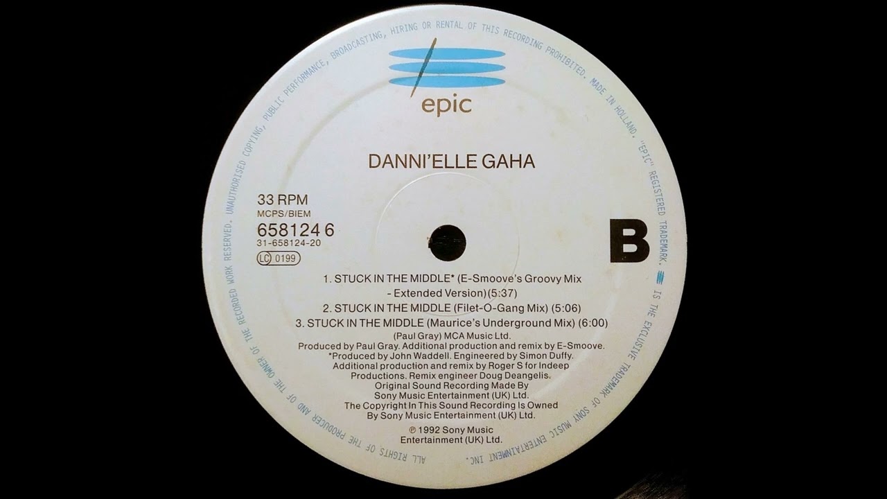 Danni'elle Gaha - Stuck In The Middle (Maurice's Underground Mix)