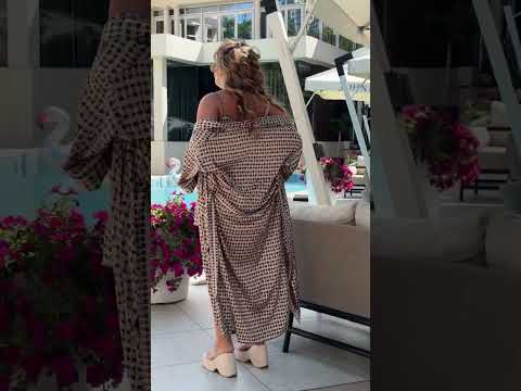 Жіночий літній стильний шовковий костюм в піжамному стилі: кімоно, топ і шорти, норма і батал великі розміри, видео 1