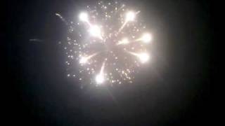 Telefoon Opname!! 4 maal Lidu 4 Inch Shell Met Pyroclock 1 Sec. 3gp