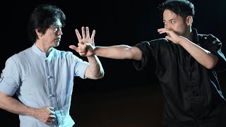 видео: Незаметная атака! «Фань ланг цзинь» в кунг-фу.【Tamotsu Miyahira, Togo Ishii】 картинка: Незаметная атака! «Фань ланг цзинь» в кунг-фу.【Tamotsu Miyahira, Togo Ishii】