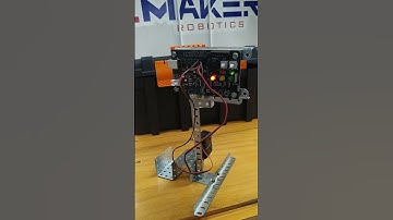 Semáforo feito na escola.   #robotics #inovação #inovação #tecnologia #educação #programação #escola