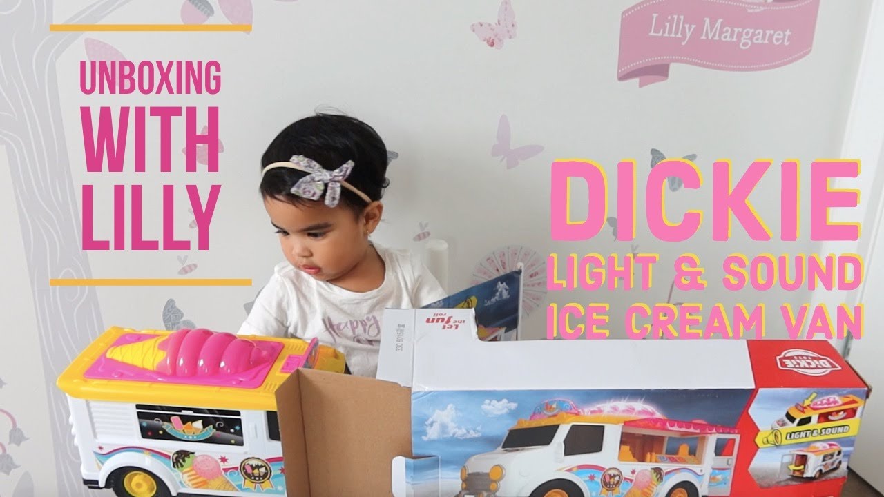 Dickie Toys 12 Inch Ice Cream Van - 20360133