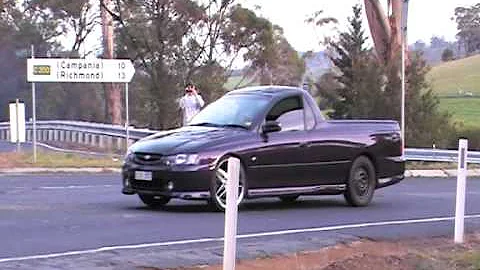 wb ute , vy ss ute burnouts
