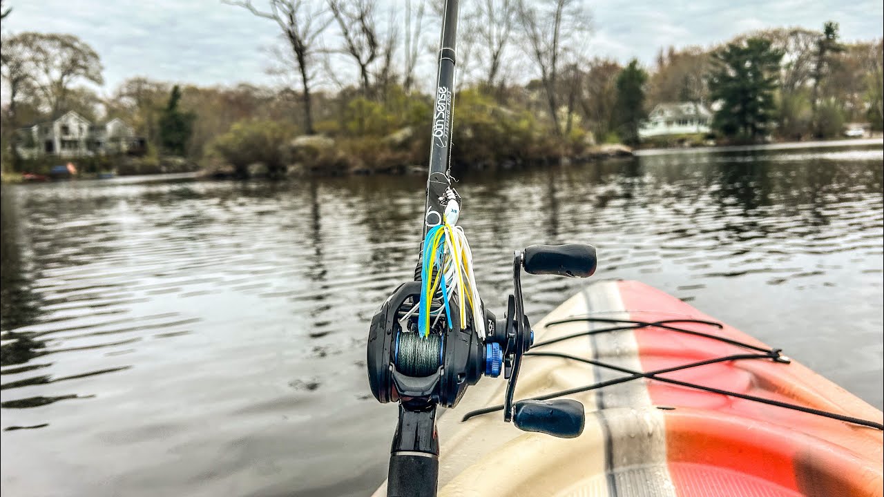 I bought a bass fishing *kayak* Spring bass fishing shallow water!!