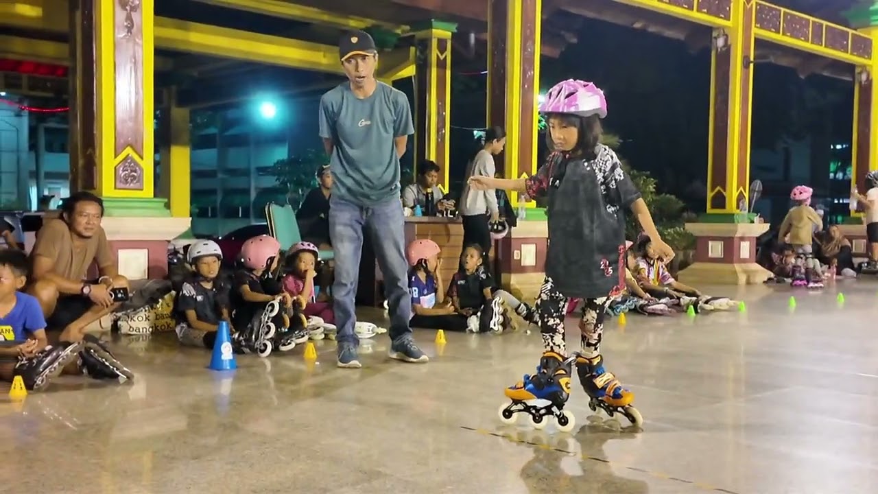 Coach Marah Besar Gaes! Kita harus lebih disiplin lagi dalam latihan.
