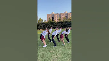 رقص ابطال مسلسل الياقة المغبرة Tozluyaka 