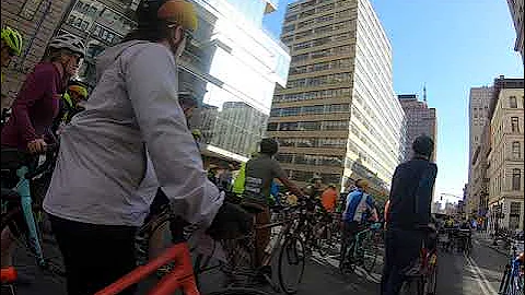 Five Boro Bike Tour 2022 -  01 - Starting Corral L...
