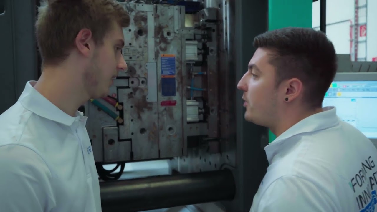 Ausbildung zum KUNSTSTOFF- UND KAUTSCHUK­TECHNOLOGE (m/w/d)