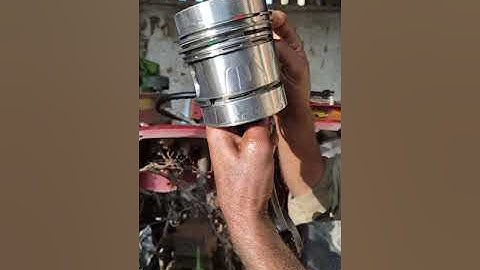 Massey Tractor 5 Rings Piston Fitting Video