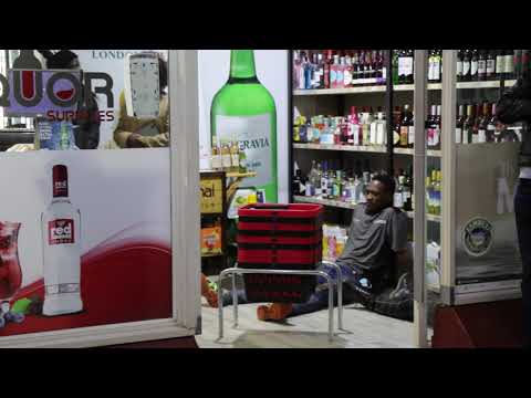 Armed robbers raid liquor outlet