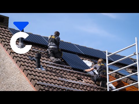 Video: Hoeveel verdienen installateurs van zonnepanelen?