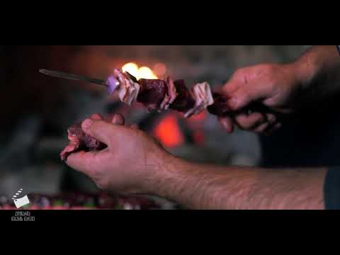 ბადე ქონში გადახვეული ჯიგრის მწვადი