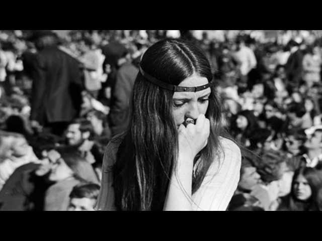 Scott McKenzie - San Francisco (Be Sure to Wear Flowers in Your Hair)