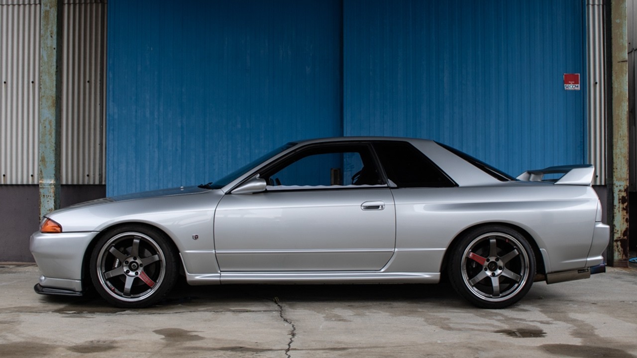 Nissan Skyline GT-R for sale in Japan at JDM EXPO Import JDMs