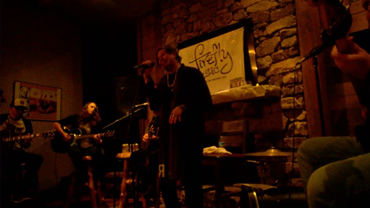 Austin John-Winkler [former singer for hinder] Thing For You Live 10-17-2017