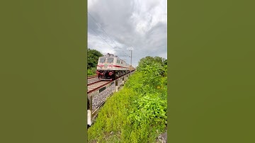 Howrah Azimganj Passenger Express Pass RailGate #shorts #viralvideo #4k #indiantraininfo