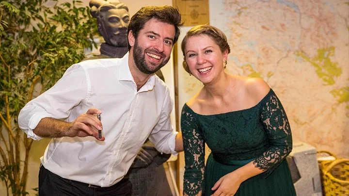 Julia and Christian Zielinski of ARTIS Guitar DUO
