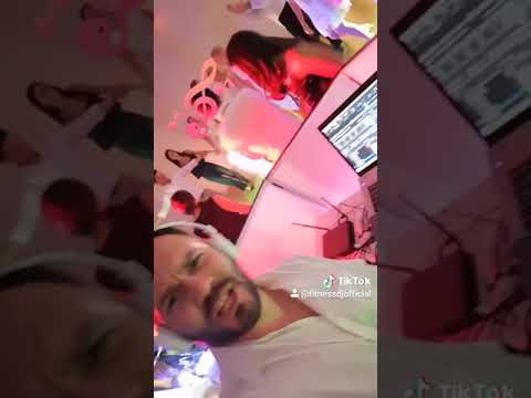 Kis grofo - Mert a nézését meg a járását 2015 (esküvő dj)
