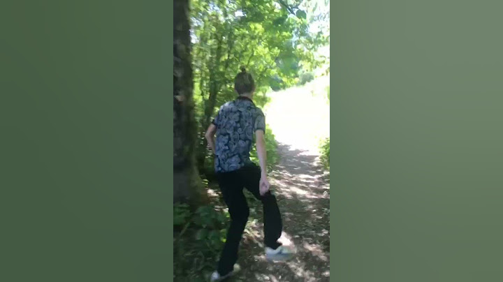 Андрей Пакетов докопался до пацана.
