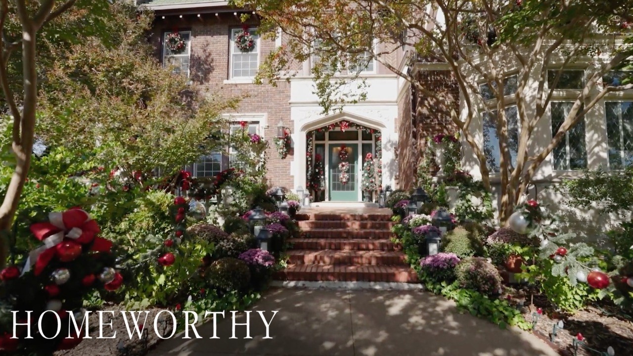 CHRISTMAS HOUSE TOUR | Inside the Crown Jewel of Dallas' Historic Swiss ...