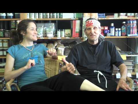 Arnold & Stephanie ~ Overcoming Candida & Toe Nail Fungus with a Fruit and Leafy Green Lifestyle