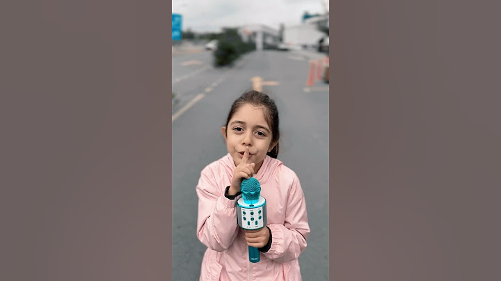 OYUNCAK MİKROFON İLE ARABA KAPUTUNU AÇTI 😱
