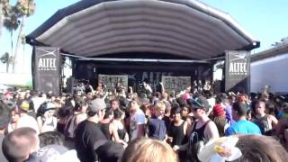 Suicide Silence "Unanswered" @ Warped Tour Pomona 2010 @the Fairplex. 720p HD