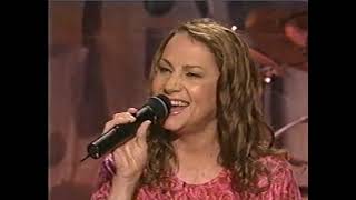 Joan Osborne 2000 09 07 Tonight Show with Jay Leno (Safety in Numbers)