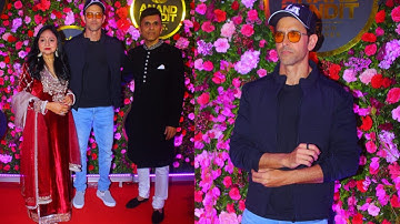 Hrithik Roshan Arrived at Anand Pandit Diwali House Party 😎🔥📸