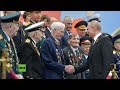 Vladímir Putin saluda a los veteranos de la Gran Guerra Patria