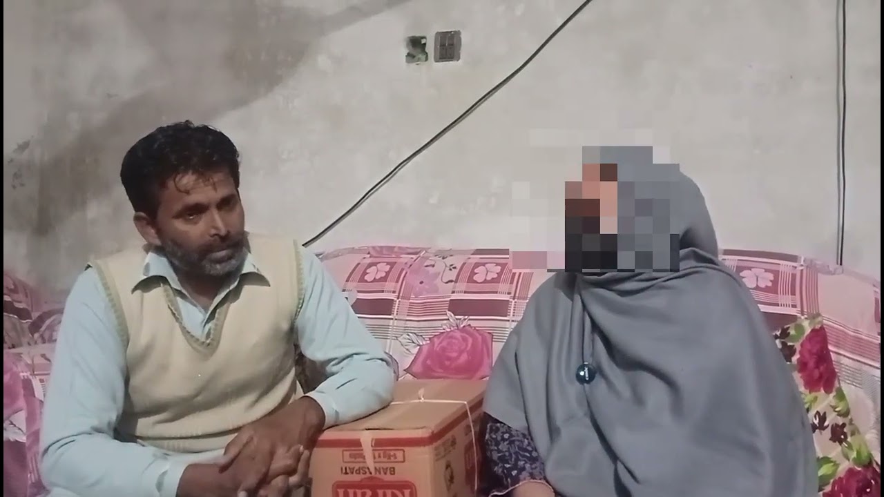 Aao milkar madad Karen 