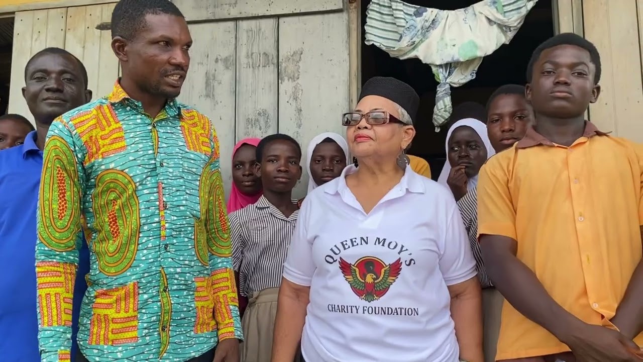 Berna Redman Ignites Change with a Gift of Color to Old Ebu Senior Secondary School.