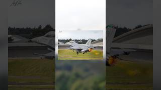 1 or 2?? #aviation #photo #airforce #airplane #photography #aviationphotography #airshow #f16 #cool