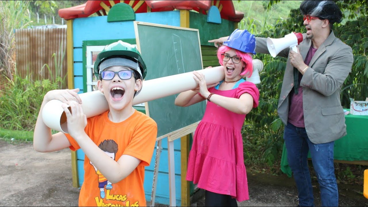 LUCAS E ELLINHA NUMA HISTÓRIA ENGRAÇADA NA SALA DE AULA Parte 1