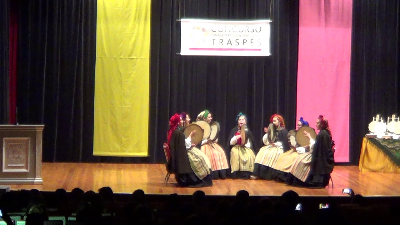 TITIRITEIRAS, da A.C.F. Tarambainas (Vigo)