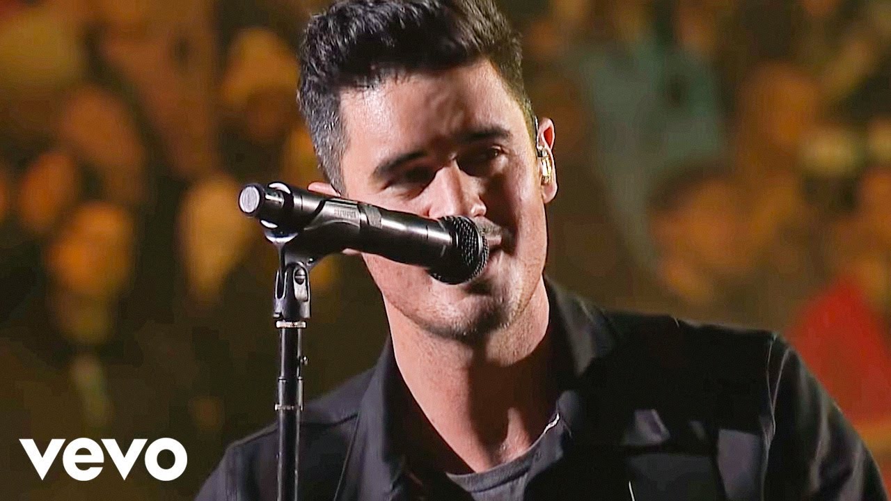 Passion Kristian Stanfill   God Youre So Good Live ft Melodie Malone