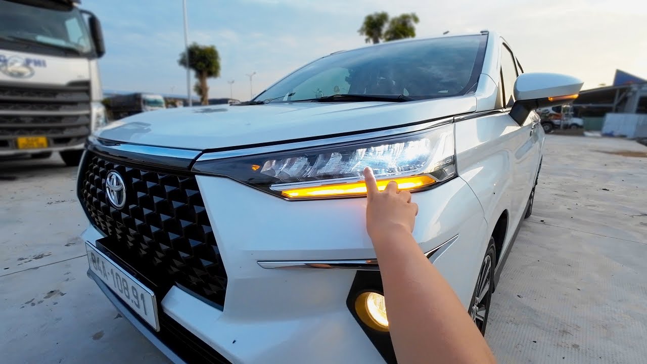 ⁣Trải Nghiệm Thuê Xe Tự Lái: Toyota Veloz Cross