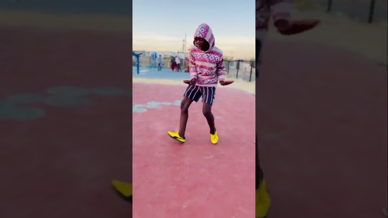 Sabelo Samkelo Listar & Tony dancing too Move on… jaiva video.