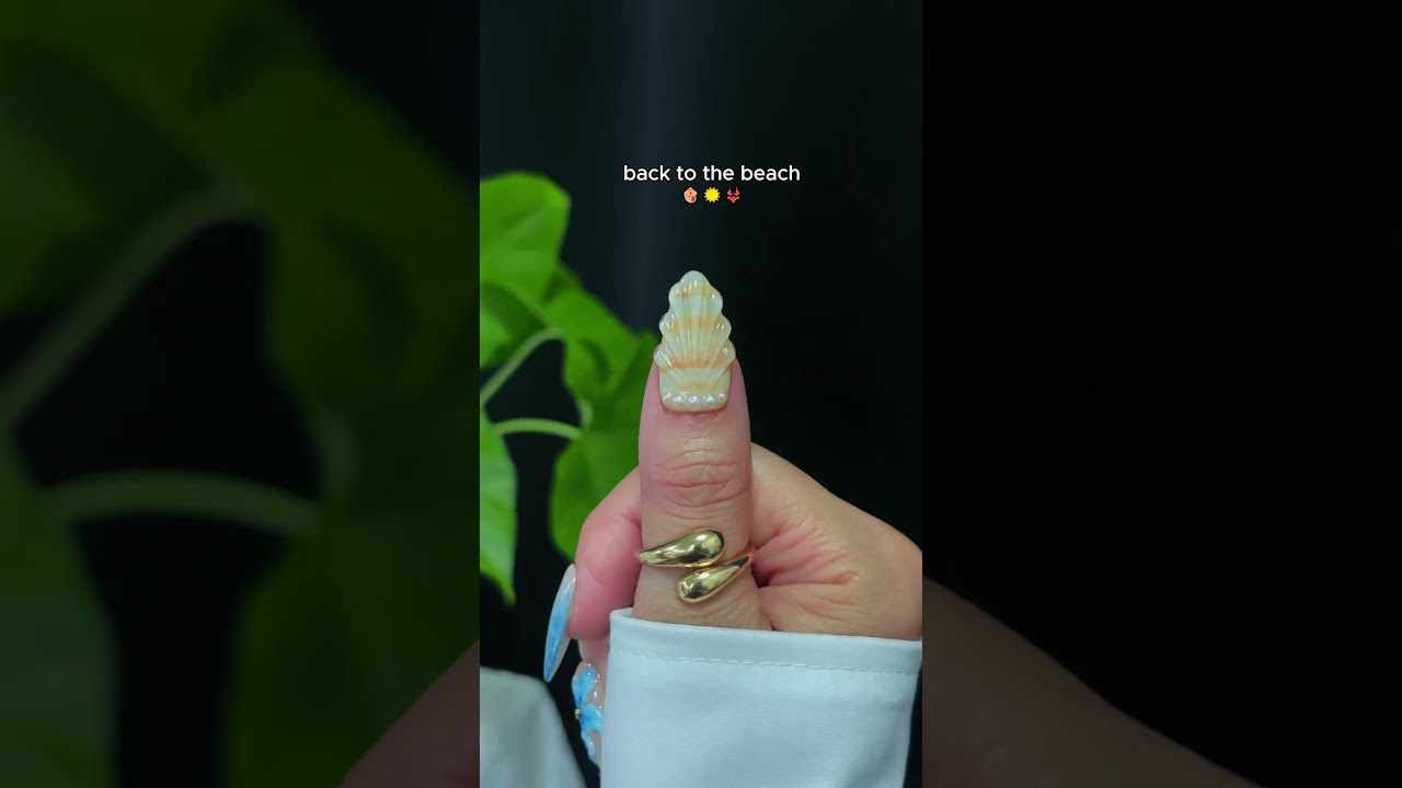 New season, new almond nails inspo 2025 🌞 naillover.co 