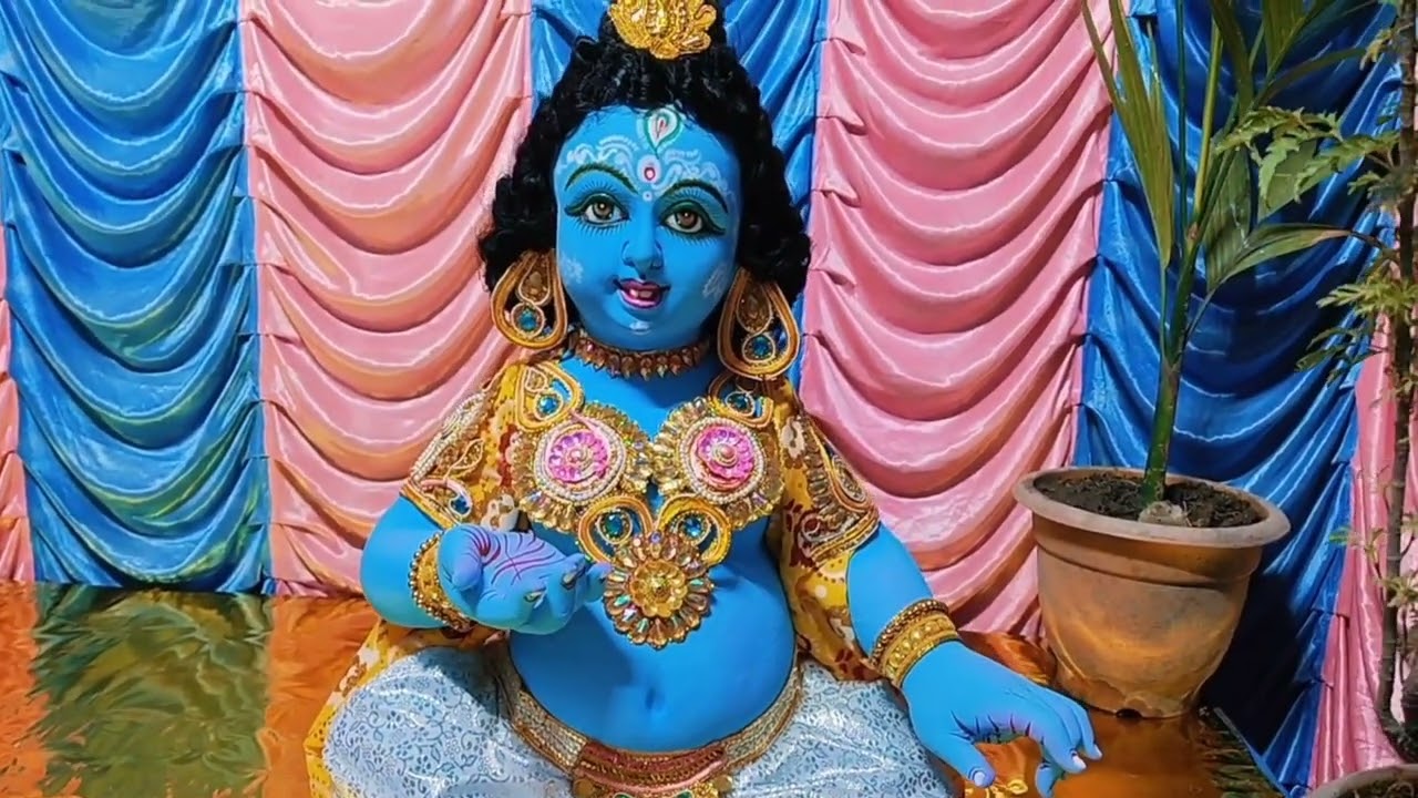 কুমোরটুলি তে দোল পূর্ণিমার আগে গোপাল ঠাকুর প্রস্তুতি ও মাঝের ও সাজের পট্টির মা কালীর পূজো 🙏🌺  ২০২৬।