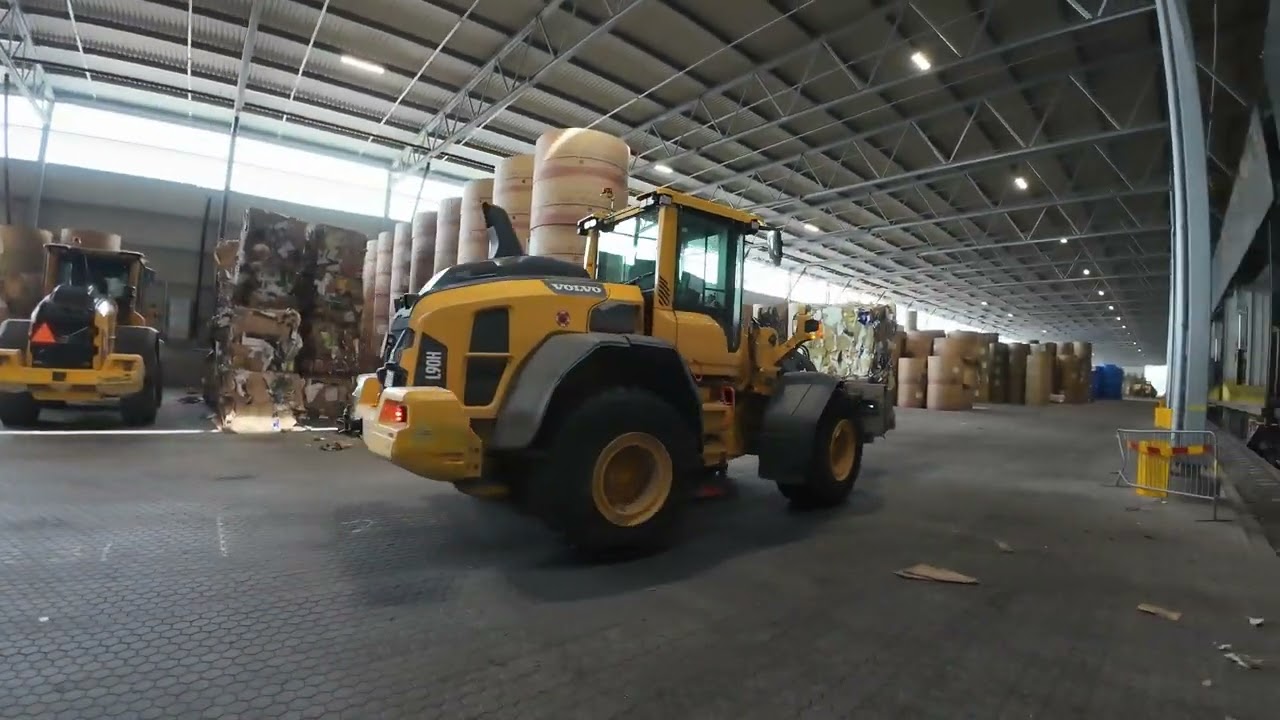 Första SCA - tåget i nya terminalen Falköping