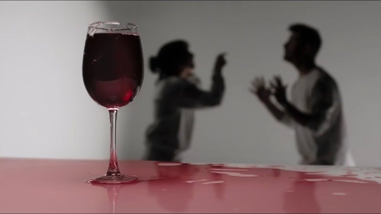 Trust Issues - Sabai, Adam Pearce & Zack Gray auf YouTube ansehen Trust Issues - Sabai, Adam Pearce & Zack Gray auf YouTube ansehen