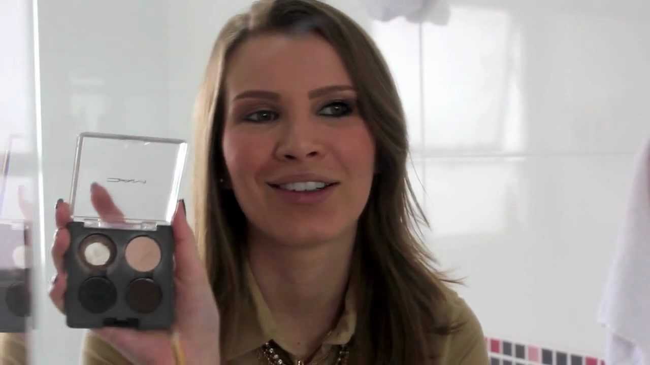 Olho dourado e boca vermelha by Louise Sversut