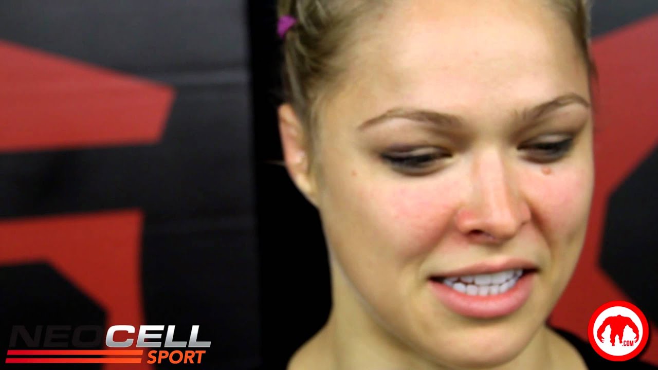 Ronda Rousey discusses the finer points of boobs and sports bras